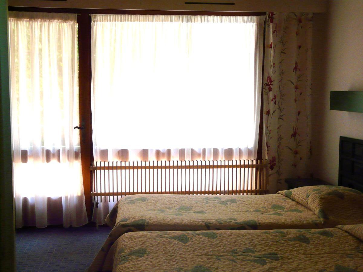 Hotel Le Mas Fleuri 베르네-레-방 외부 사진
