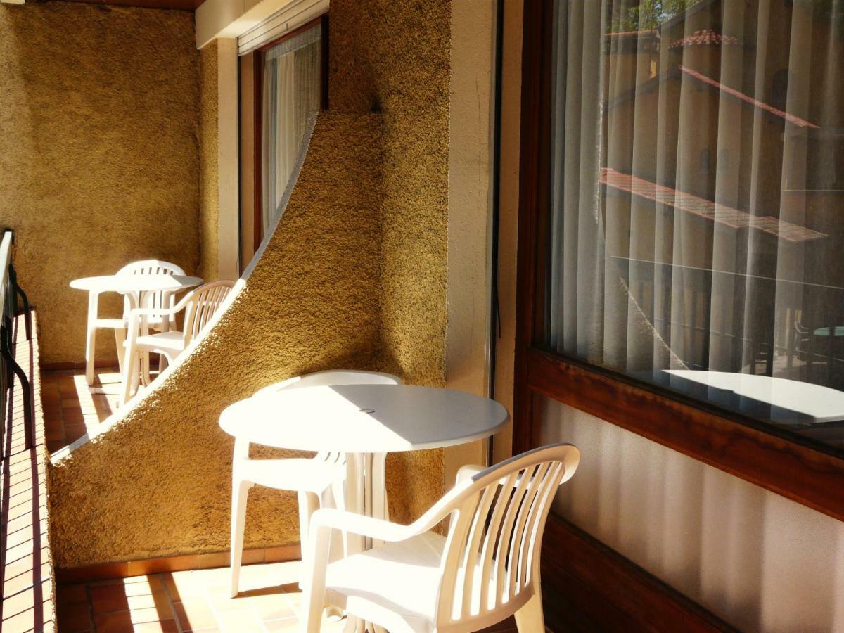 Hotel Le Mas Fleuri 베르네-레-방 외부 사진